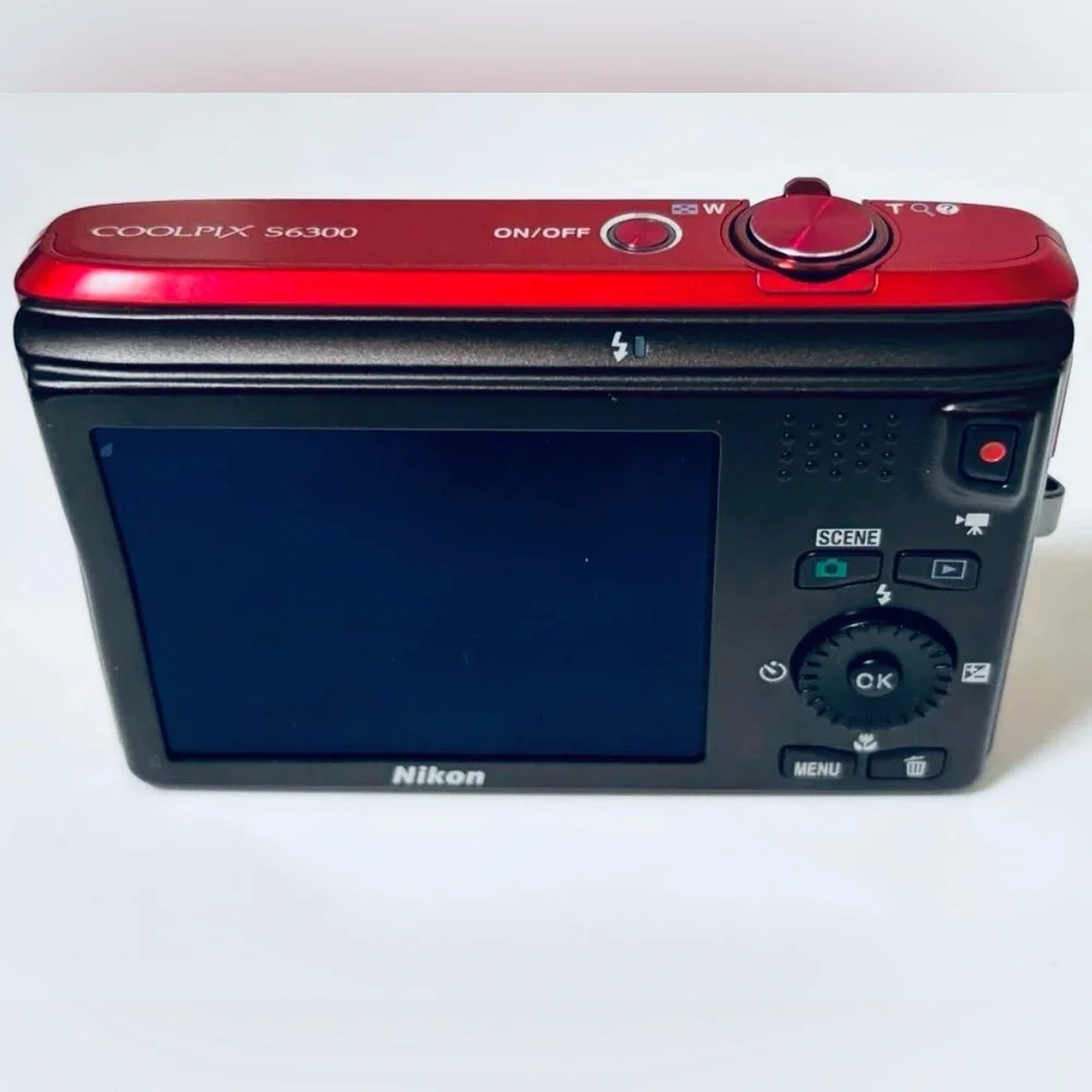 Nikon COOLPIX S6300 16.0MP Red Digital Camera 12x Optical Zoom Lens Wide Angle